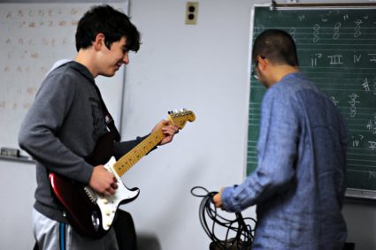 Electric Guitar Lesson | Community Music School Collegeville